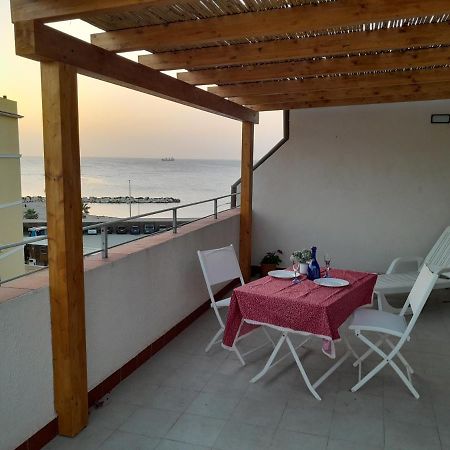Case Vacanze "Residenze Trapanesi" Trapani Bagian luar foto