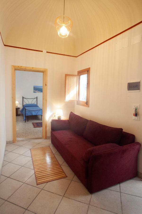 Case Vacanze "Residenze Trapanesi" Trapani Bagian luar foto