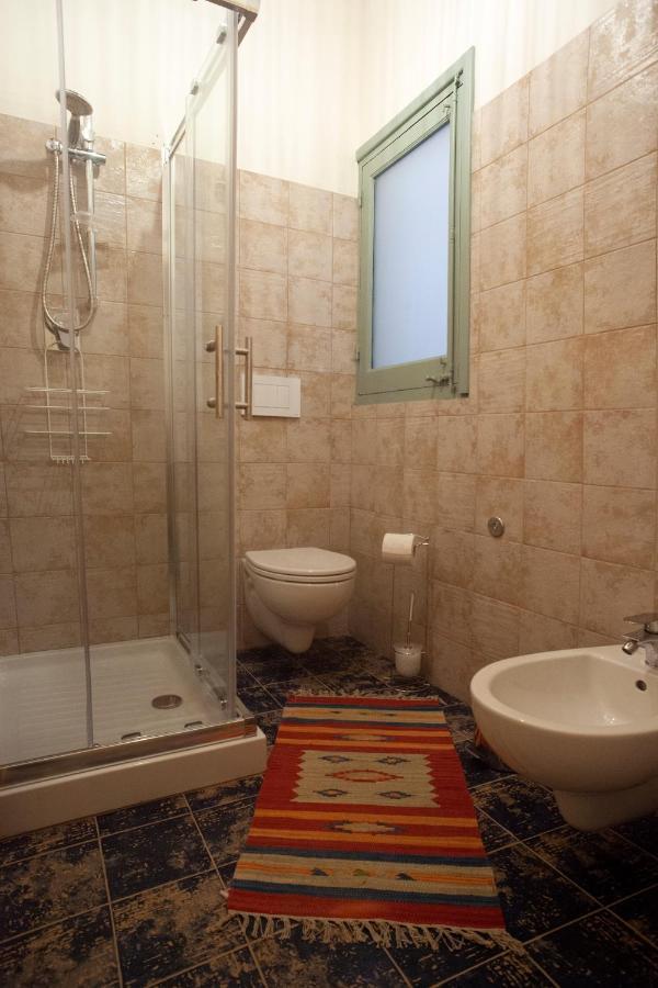 Case Vacanze "Residenze Trapanesi" Trapani Bagian luar foto
